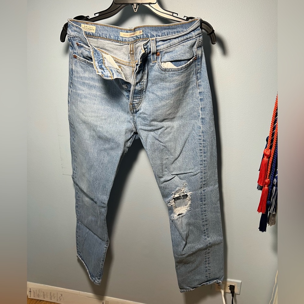 Levi Wedgie Straight blue jeans :)
